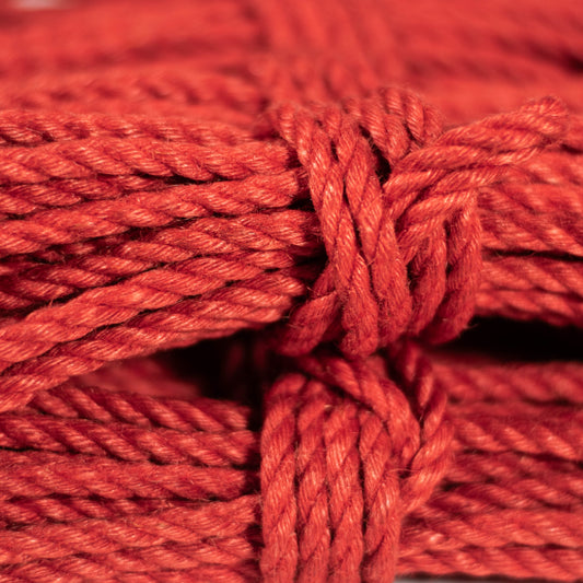 How is shibari jute rope made?